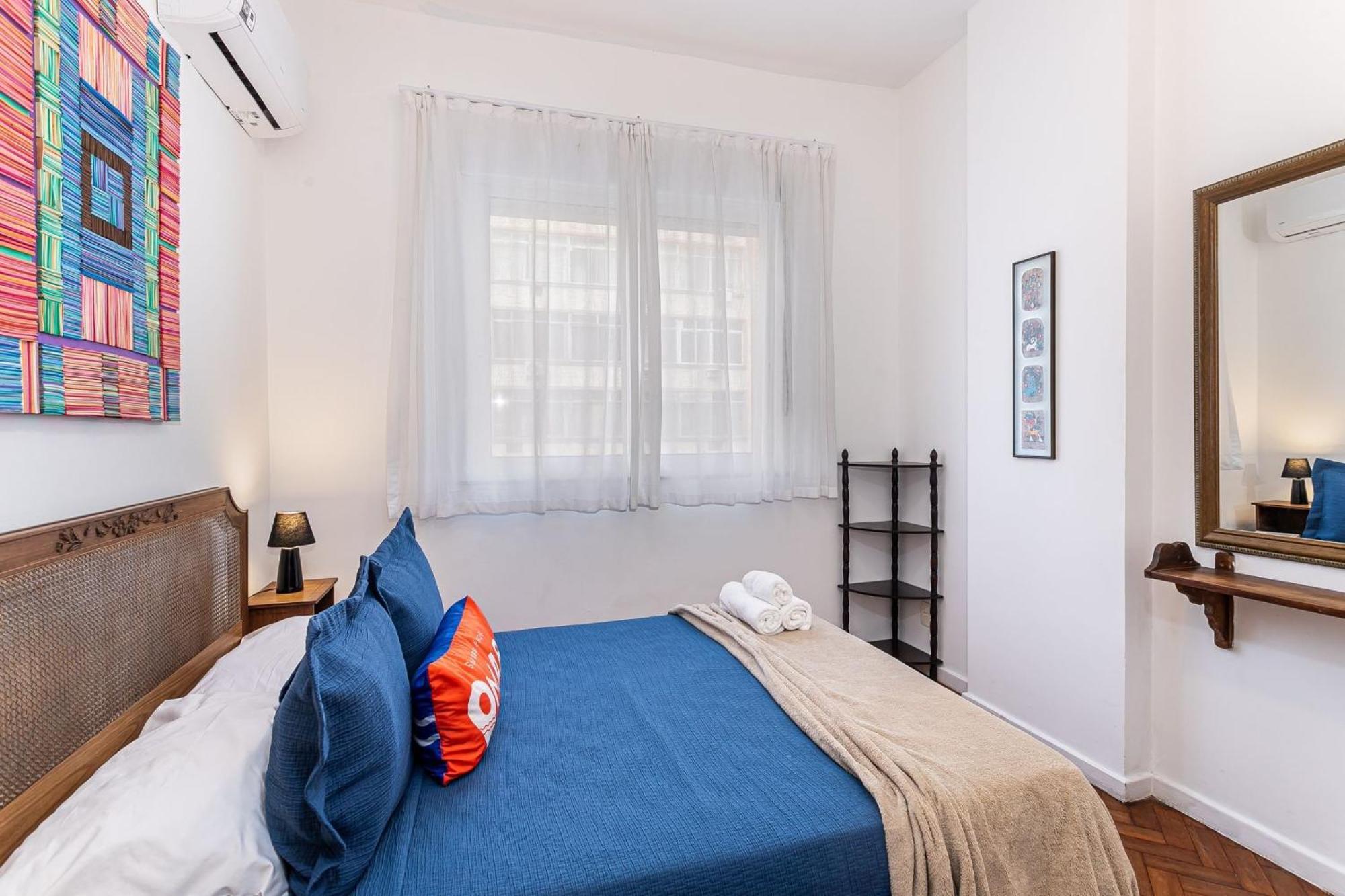 Apartamento Charme De Copacabana A 100m Da | Re 85/704